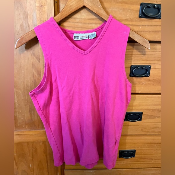 Tank top - Picture 1 of 3